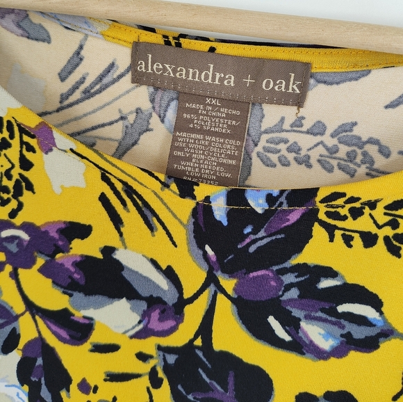 Alexandra + Oak | printed dress - Picture 2 of 4